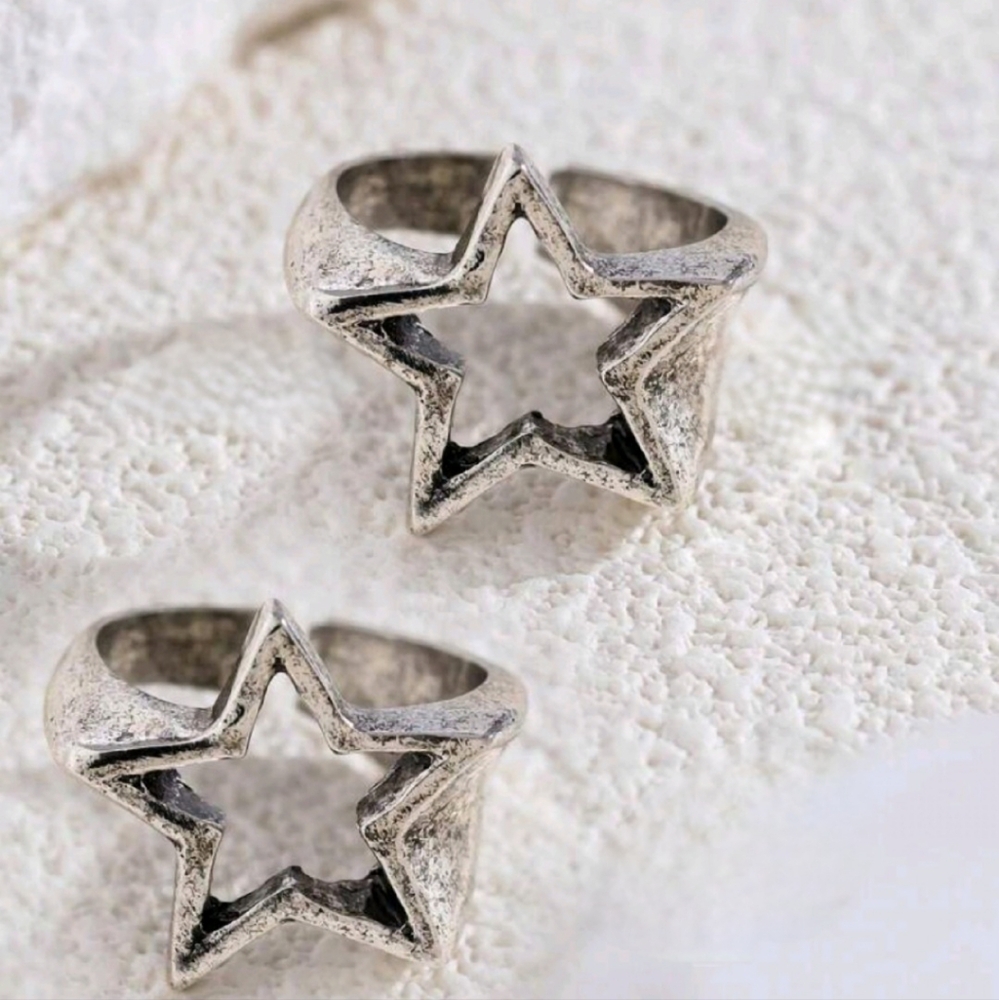 Star Ring - Picture 3 of 4